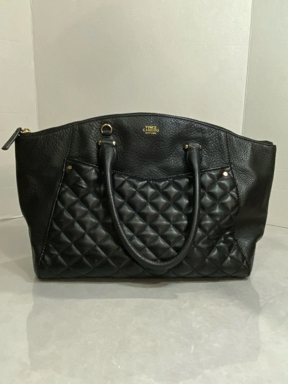 Vince Camuto Quilted Pebbled Leather Tote Black Gold Zip Shopper